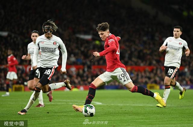 了拜仁慕尼 了拜仁慕尼