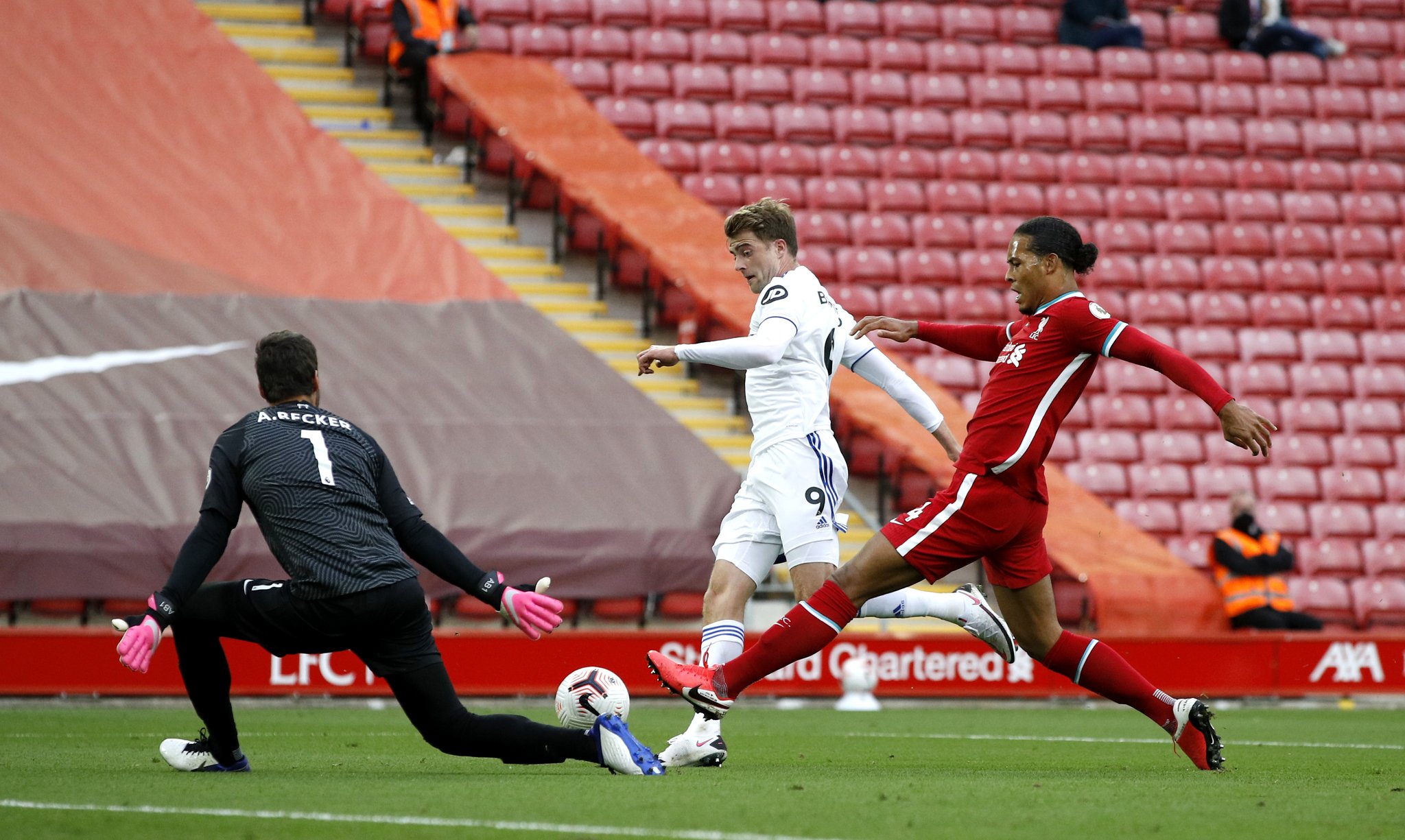 虽然每个人 虽然每个人